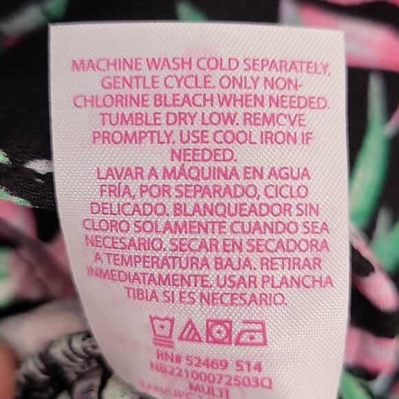 No Boundries Two Piece Set Size XS Shorts with Crop Top Floral Print Summer Fun - Picture 12 of 12